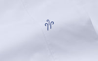 Close-up image of the pillow material with an air flow illustration placed on top to indicate that the pillow is made of breathable materials.