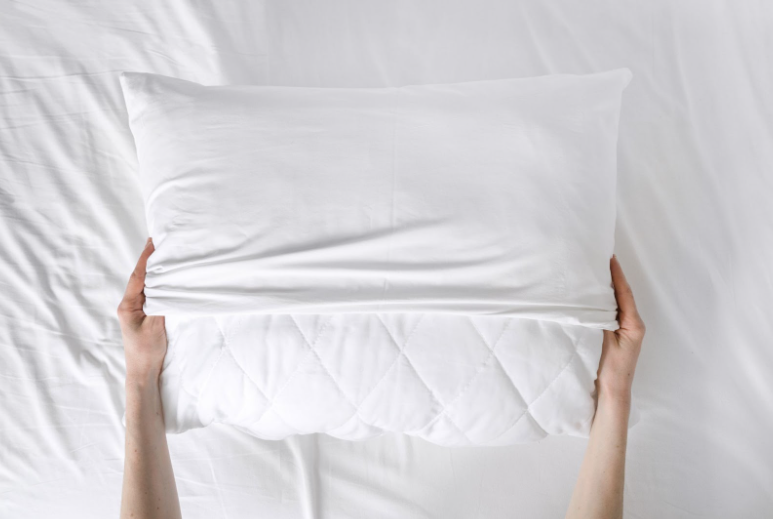 Pillowcase Size Chart & Dimensions Guide Casper Blog