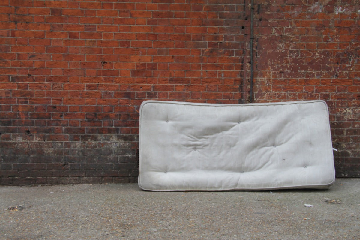 7 Signs You Need A New Mattress