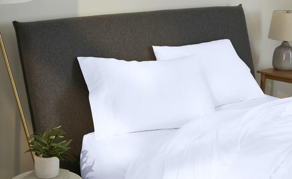 Flannel Duvet Cover and sheet set, white