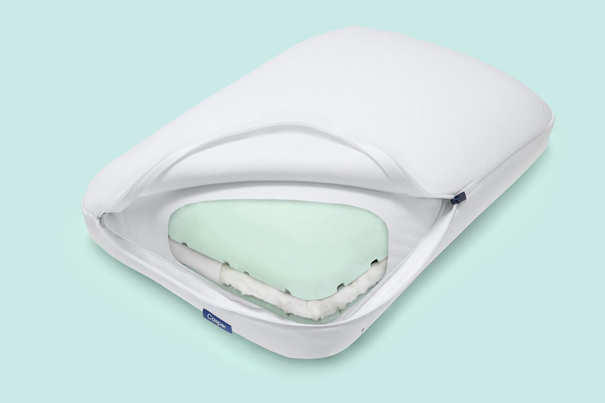 Graphic illustration of the layers and features of the Hybrid Pillow