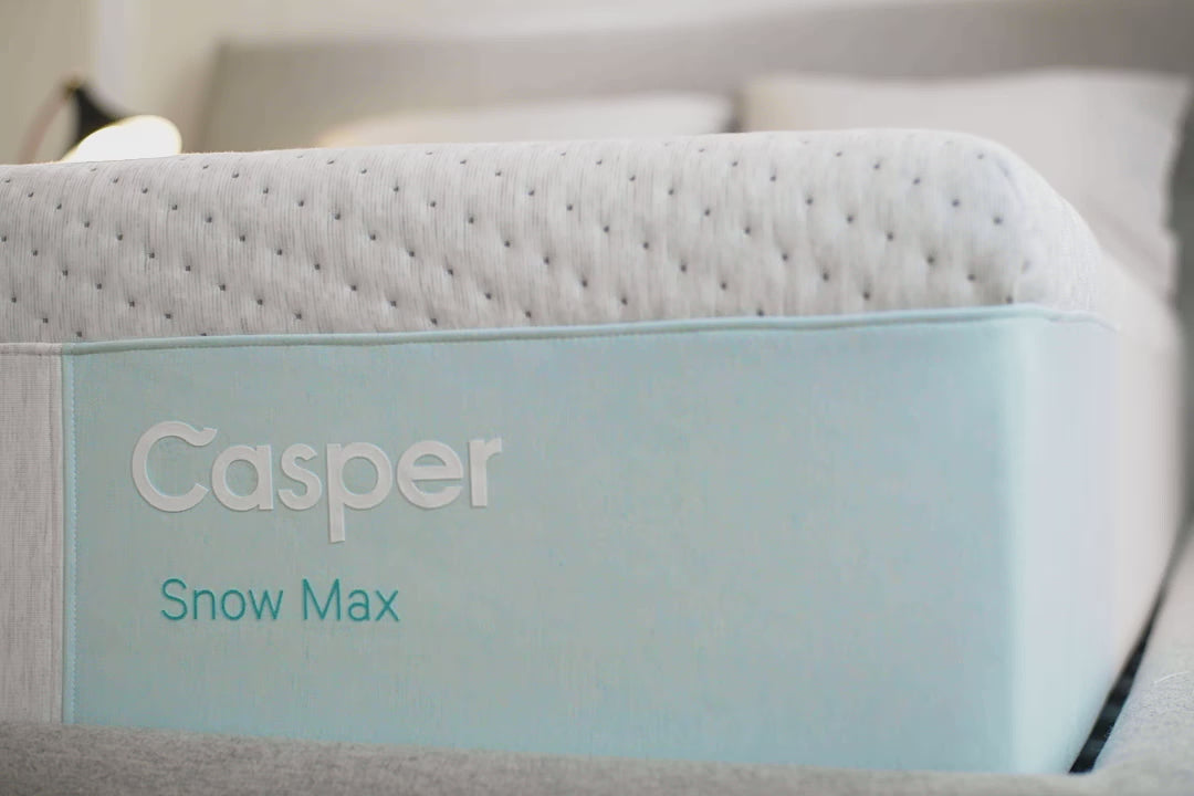 Our ultimate hybrid mattress combined with our ultimate cooling technology for your most refreshing sleep ever. Engineered with a conforming feel, Snow Max is perfect for all sleep styles and sleep problems.