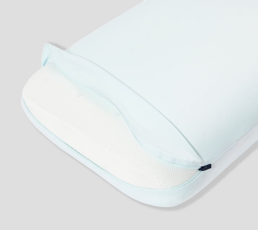 Hybrid Pillow with Snow Technology™ gallery item