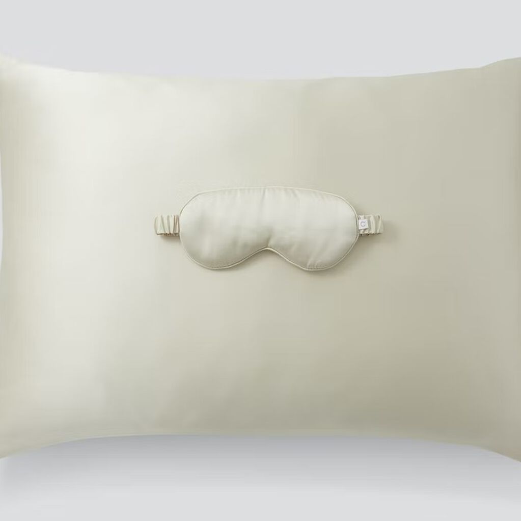 Silk Pillowcase and Sleep Mask Set gallery item 1